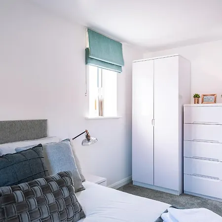 The Aura York